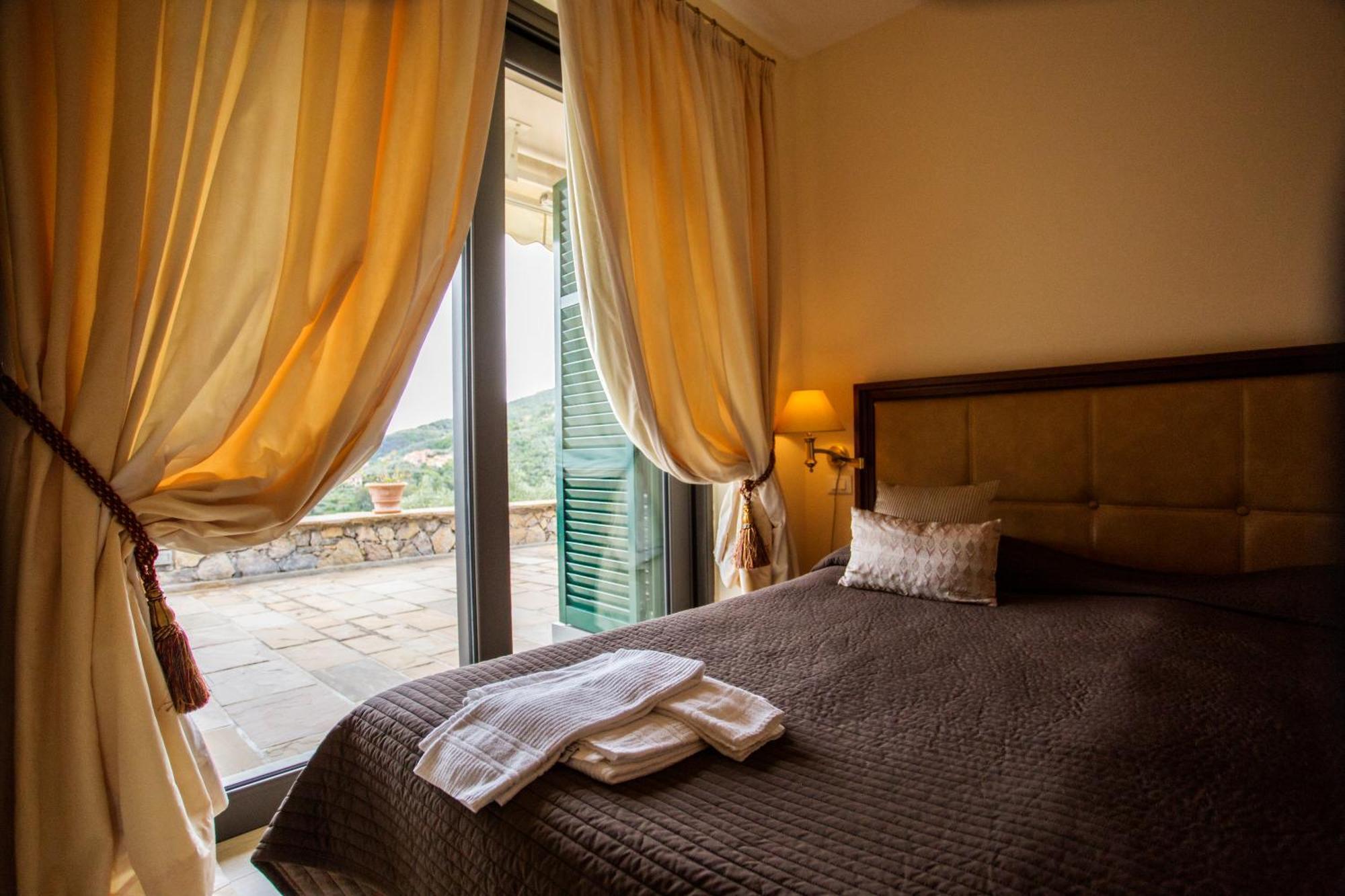 Miramare Apartments&Suites Специя Номер фото