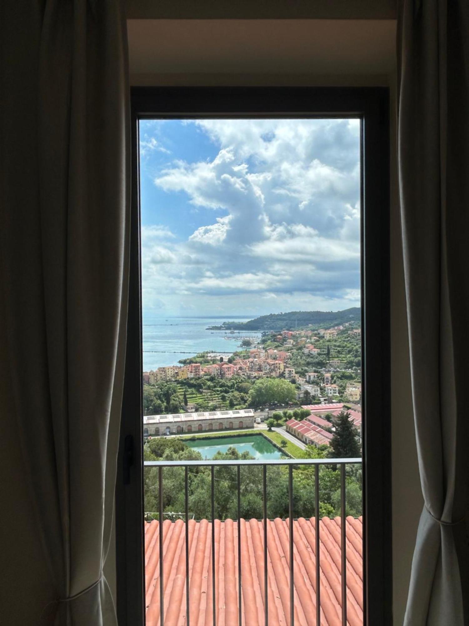 Miramare Apartments&Suites Специя Номер фото